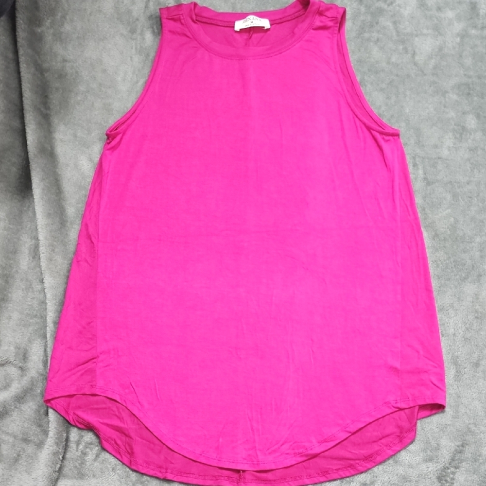 Zenana Magenta Sleeveless Women's Top Size M. New No Tag